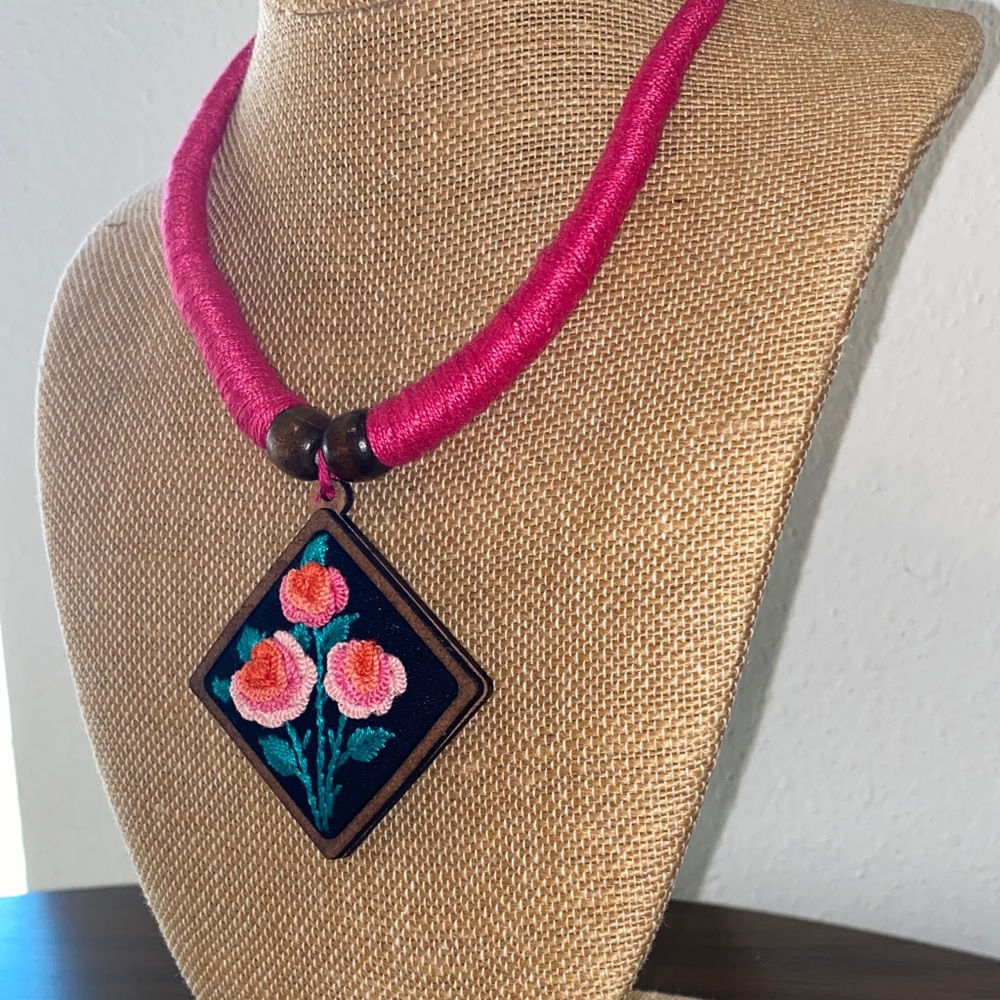 Handcrafted Floral Pendant Necklace and Earring Set - Picture 11 of 14